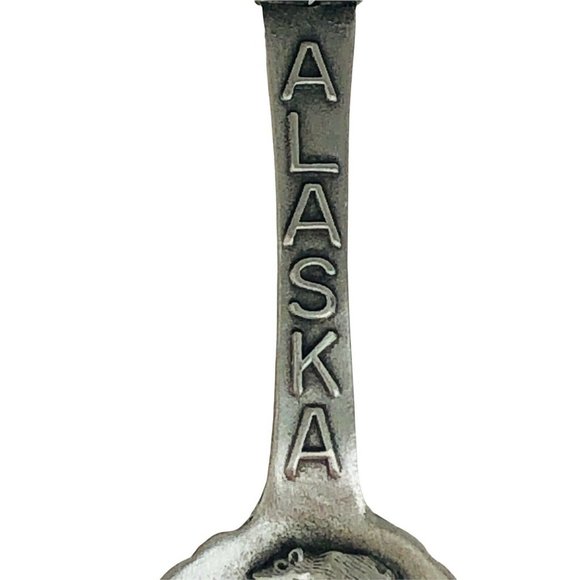 Fort Alaska Souvenir Pewter Spoon Inuit Bear Igloo Sled Dogs Alaskan Collectible - Picture 4 of 11